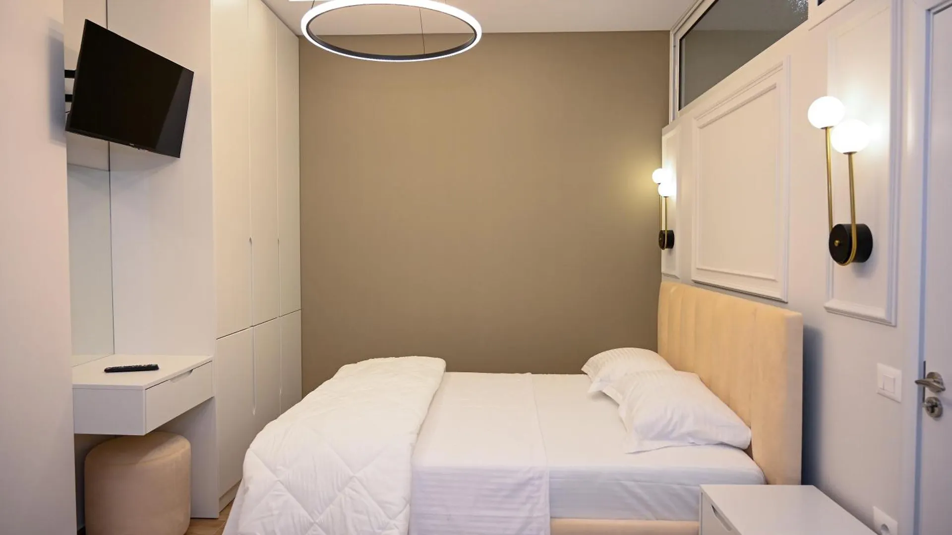 Swiss Lux Apartments Durrës