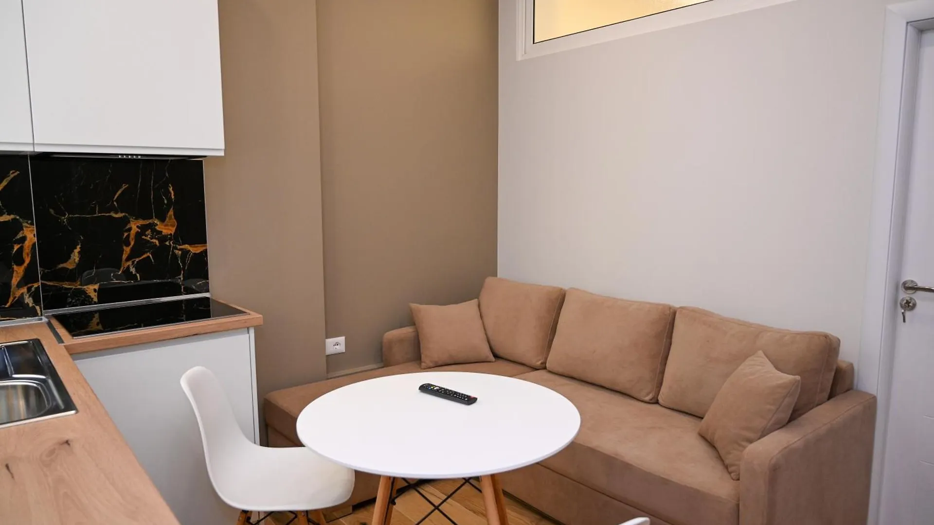Swiss Lux Apartments Durrës