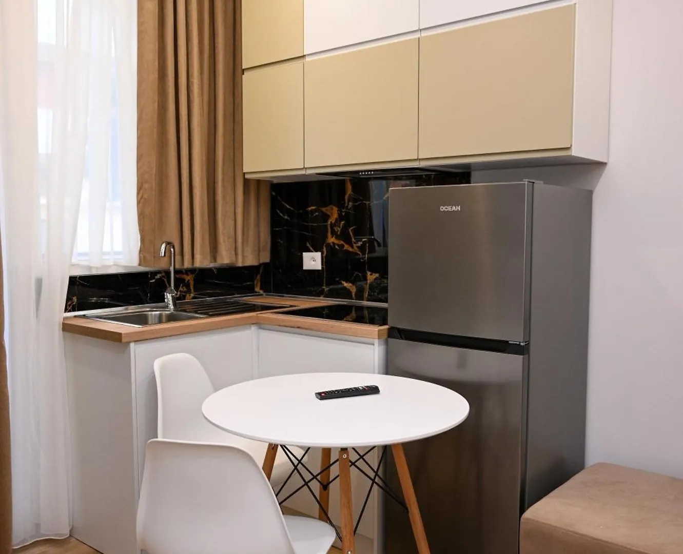 Swiss Lux Apartments Durrës 0*,