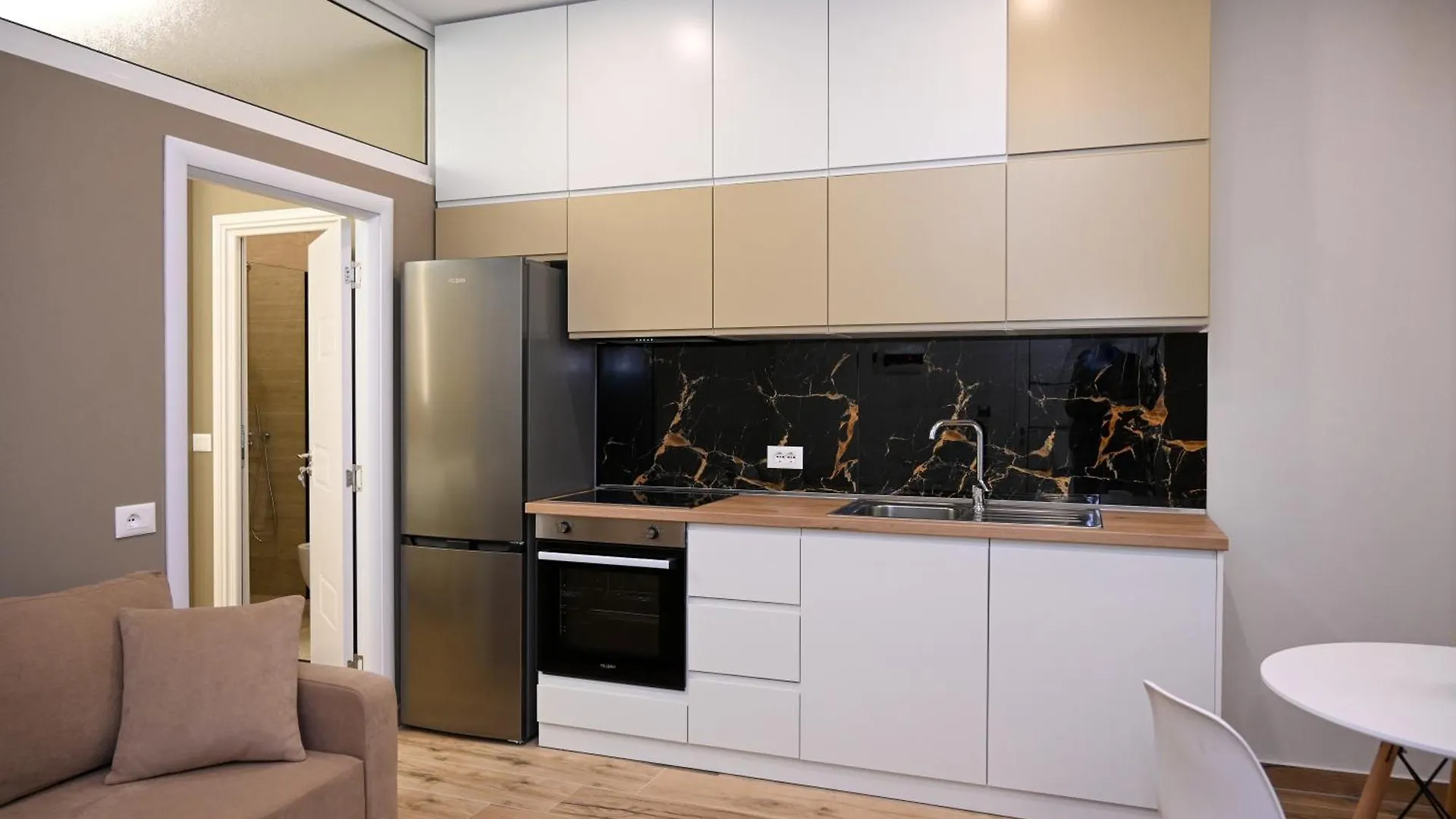 Swiss Lux Apartments Durrës