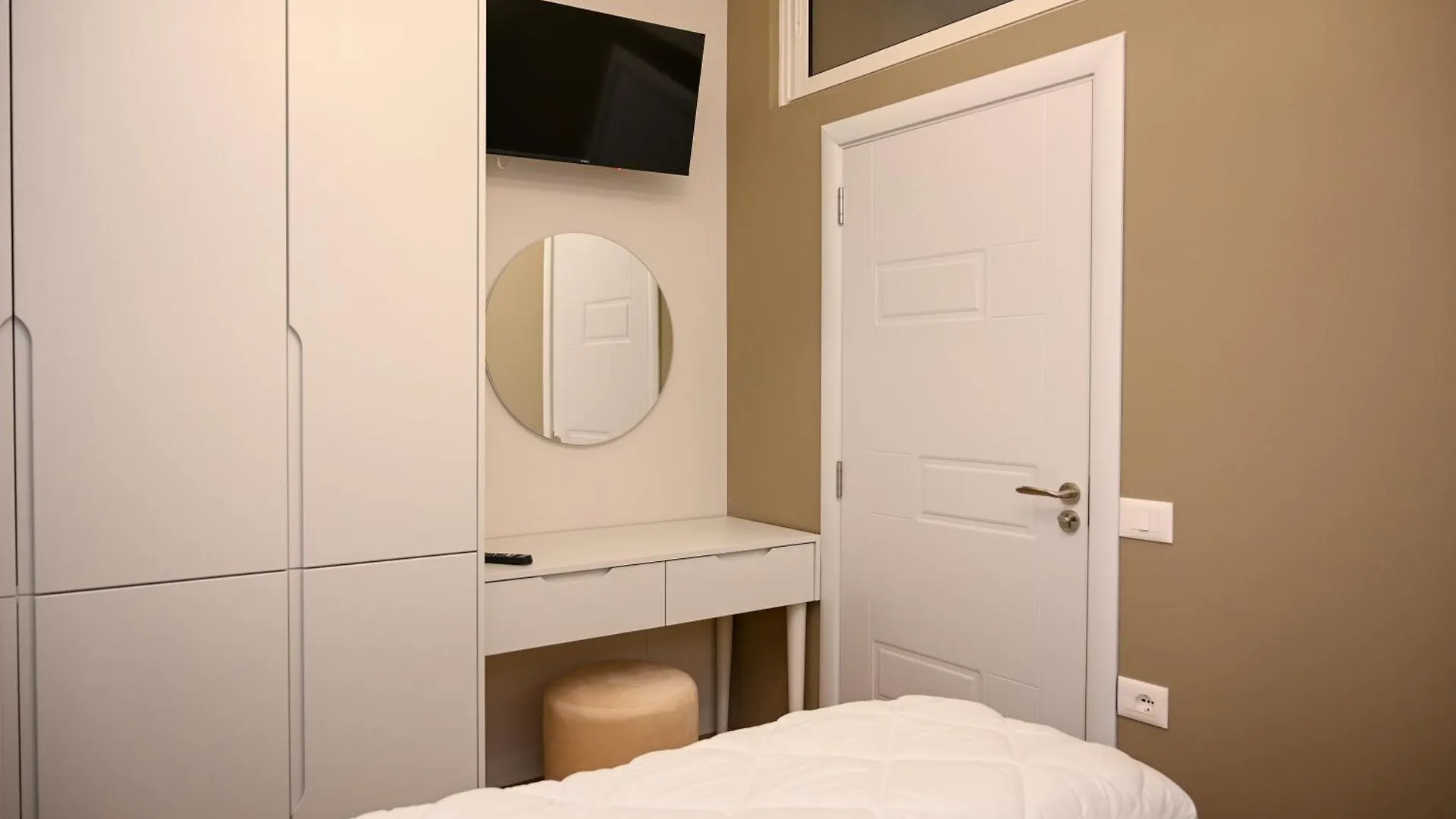 Swiss Lux Apartments Durrës