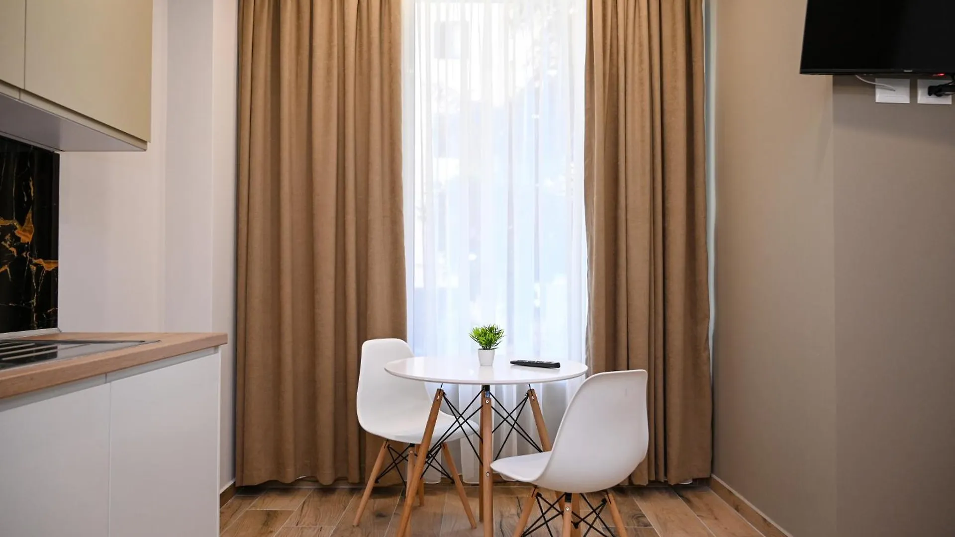 Swiss Lux Apartments Durrës
