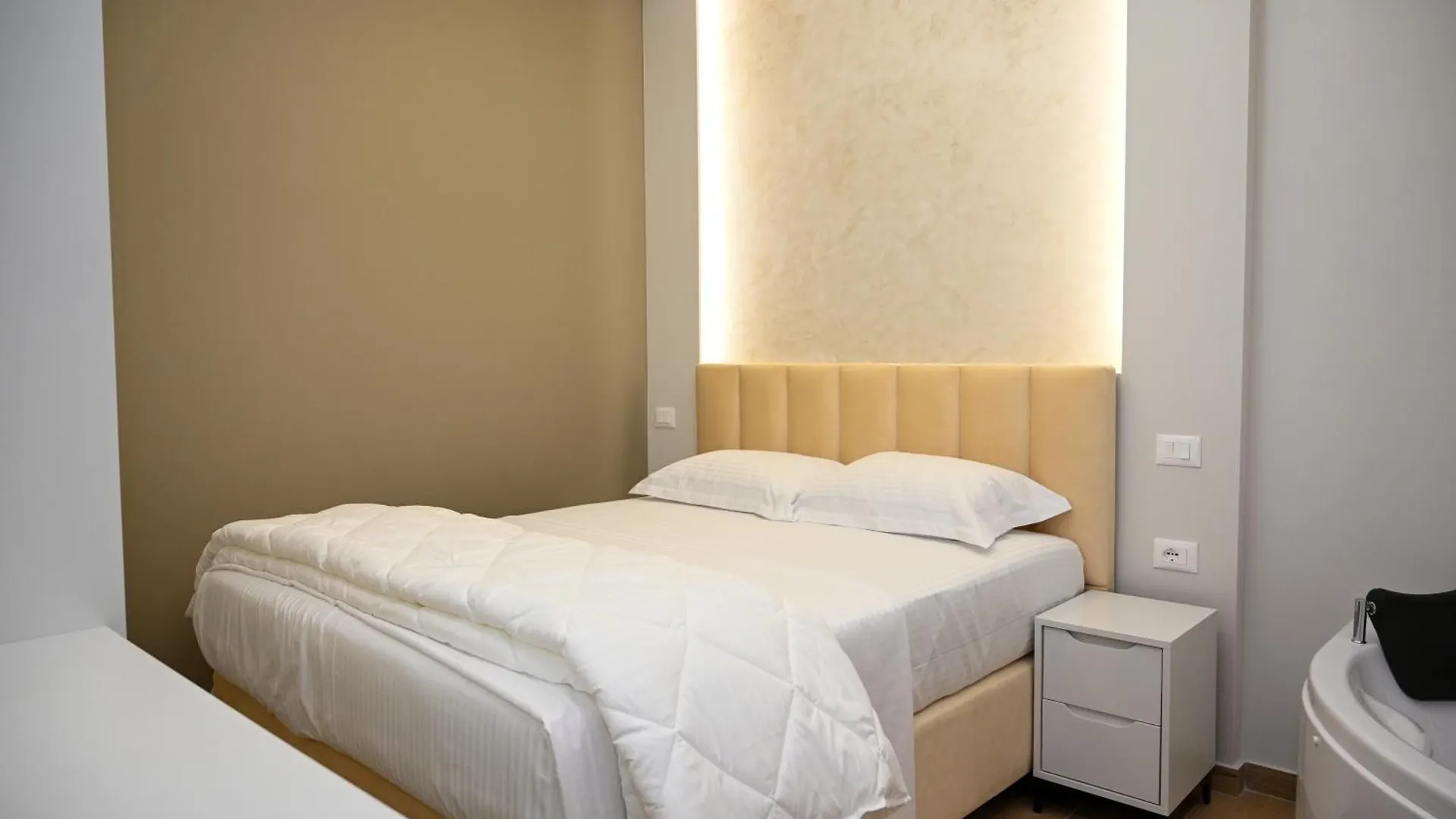 Swiss Lux Apartments Durrës Albánia